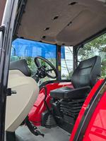 Tracteur à quatre roues motrices Miesefox 1404, avec cabine fermée et climatisation
