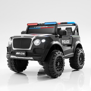 Cadeau d'anniversaire Voiture pour enfants 4x4 12V 7Ah 4 moteurs Voitures électriques peintes avec siège en cuir Roues en EVA et lumières LED Modèle M26 - Product Image 2