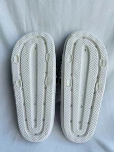 Pantofole a Forma di Mucca Cartoon La Gran H, Rosso Rosa, Punta Aperta, Suola in EVA, per Tutte le Stagioni, da Indossare in Casa - Product Image 3