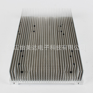 Disipador de Calor de Alta Densidad con Dientes Yimeida para Fuente de Alimentación Inverter y Convertidor de Frecuencia 200x150x40mm - Product Image 1