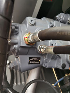 รถขุดฮิตาชิ ZX75 มือสอง สภาพดี ชั่วโมงการทำงานต่ำ แบบไฮดรอลิกตีนตะขาบ สำหรับงานก่อสร้างและงานดิน - Product Image 5