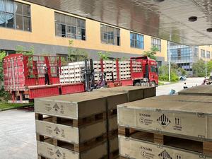 Baterai LiFePO4 Lefor 51.2V 200Ah 10.24kWh 6000 Siklus Keamanan Tinggi 100A 1C Penyimpanan Tenaga Surya untuk Inverter - Product Image 5