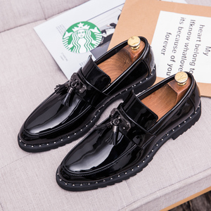 Zapatos de vestir de punta estrecha Vintage para hombre, temporada de primavera/verano/otoño, cierre deslizante, <span class=keywords><strong>charol</strong></span> de moda para fiestas - Product Image 4
