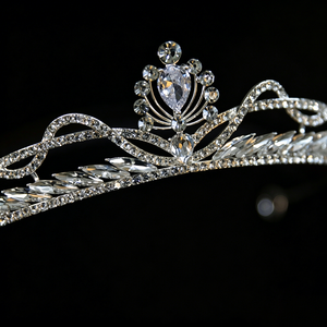 Tiara <span class=keywords><strong>de</strong></span> <span class=keywords><strong>Novia</strong></span> Clásica con Diseño <span class=keywords><strong>de</strong></span> Ondas, Corona <span class=keywords><strong>de</strong></span> Aleación con Cristales, Elegante Diadema <span class=keywords><strong>de</strong></span> <span class=keywords><strong>Boda</strong></span> con Pedrería <span class=keywords><strong>en</strong></span> Forma <span class=keywords><strong>de</strong></span> Gota <span class=keywords><strong>de</strong></span> Agua, Joyería para el Cabello <span class=keywords><strong>de</strong></span> Princesa para Concurso - Product Image 6