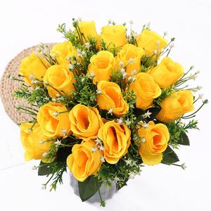 Ramo de Novia de 18 Cabezas, Flores Artificiales Románticas Blancas y Rojas para Decoración de Bodas y Eventos - Product Image 6