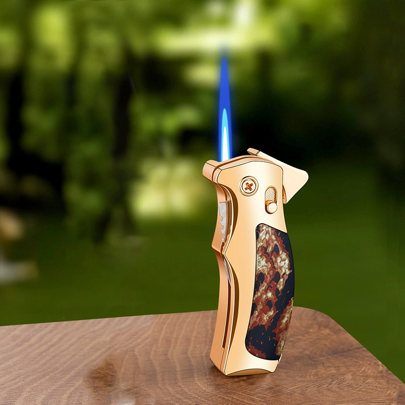 Motif peau de serpent doré