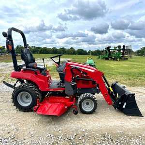 รถแทรกเตอร์ล้อยางดีเซลสีแดงขนาดกะทัดรัด 20 แรงม้า ยี่ห้อ Massey Ferguson รุ่น GC1725M พร้อมที่ตักด้านหน้า ระบบขับเคลื่อน 4 ล้อ สำหรับงานเกษตร ให้ผลผลิตสูง - Product Image 1
