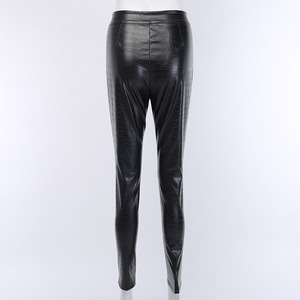 Logo personnalisé taille haute fermeture éclair femmes <span class=keywords><strong>pantalons</strong></span> serrés noir PU <span class=keywords><strong>cuir</strong></span> de crocodile pantalon slim pour femmes <span class=keywords><strong>pantalons</strong></span> Streetwear - Product Image 4