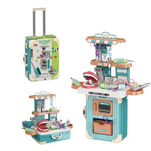 Valigia Trolley 3-in-1 <span class=keywords><strong>per</strong></span> Bambini con Set di Utensili da Cucina e Medici in Plastica <span class=keywords><strong>per</strong></span> Bambini 4-6 Anni, Giocattolo Bagaglio a Forma di Cane - Product Image 5