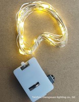 Petite boîte-cadeau de Noël blanche LED guirlandes lumineuses fil de cuivre lampe trois vitesses réglage carré fleur gâteau décor IP44 étanche