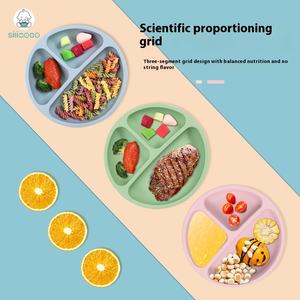 Bol à nourriture pour bébé prêt à l'emploi de style classique de la marque Silicoco, <span class=keywords><strong>compartiment</strong></span> en silicone avec <span class=keywords><strong>ventouse</strong></span>, <span class=keywords><strong>assiette</strong></span> à dîner pour enfants pour bébé - Product Image 2