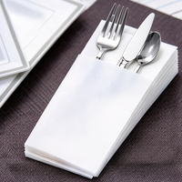 Serviette de table jetable Airlaid avec compartiment pour couverts, aspect tissu, pour la restauration de Noël