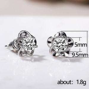Orecchini a Perno con Mini Fiori per Donne, Accessori di Moda Minimalisti Ispirati alla Natura per Uso Quotidiano - Product Image 5