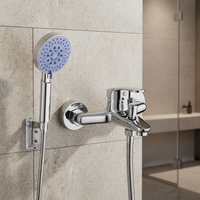 Mitigeur de douche mural à poignée unique en chrome poli, avec douchette à fleur pour baignoire, doux pour les appartements et les hôtels