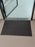 Tapis de sol en PVC antidérapant de haute qualité Tapis d'entrée de porte élastique au design moderne pour une utilisation en intérieur Sortie d'usine directe