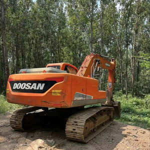 รถขุดไฮดรอลิกขนาดเล็ก Doosan Dx220 มือสอง น้ำหนัก 22 ตัน รุ่นปี 2019 ใช้งาน 1000 ชั่วโมง ความจุบุ้งกี๋ 1.05 เมตร พร้อมอะไหล่สำคัญ - Product Image 4