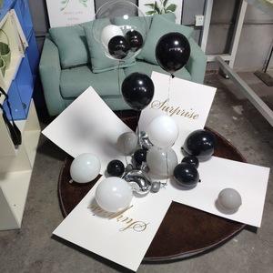 Scatola <span class=keywords><strong>Regalo</strong></span> Grande 50x50x50cm con Palloncini a <span class=keywords><strong>Sorpresa</strong></span> per Anniversari e Matrimoni - Scatola Esplosiva di Grandi Dimensioni - Product Image 6