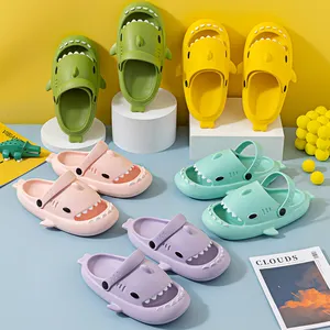 Zapatos de bebé personalizados con dibujos de tiburón para niño, sandalias deslizantes para dormir