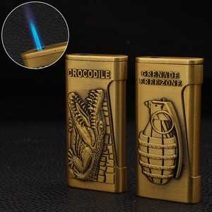 Encendedor de doble llama de chorro directo XC537-11 de diseño moderno con ventana visual de gas, metálico y resistente al viento, ideal para regalos empresariales al por mayor. - Product Image 5