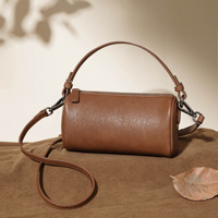 Sac à bandoulière/portable polyvalent en cuir véritable pour femme, avec fermeture éclair, design minimaliste vintage en forme de baril de café