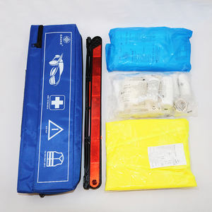 Botiquín de primeros auxilios para viajar en automóvil Botiquín de carretera con advertencia triangular y chaleco reflectante Botiquín de primeros auxilios 13164 Bolsa médica - Product Image 2
