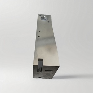 การขึ้นรูปชิ้นส่วนโลหะด้วยวิธีไดคาสติ้งและการปรับแต่งตามความต้องการ - รับผลิตแบบ OEM ยี่ห้อตามสั่ง รุ่นตามสั่ง โรงงานผลิตในจีน (กวางสี) - Product Image 2