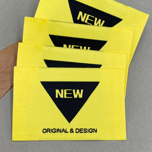<span class=keywords><strong>Etiquetas</strong></span> Tejidas Ecológicas Personalizadas para <span class=keywords><strong>Ropa</strong></span> de Mujer y Niños, <span class=keywords><strong>Etiquetas</strong></span> Tejidas Cuadradas de Seda JC para Accesorios de <span class=keywords><strong>Ropa</strong></span> - Product Image 1