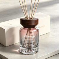 Coffret Cadeau Diffuseur de Luxe avec Bouteille en Verre, Couvercle en Bois, Bâtonnets en Rotin, Boîte en Papier Imprimée – OEM ODM Marque Privée Parfum d'Ambiance