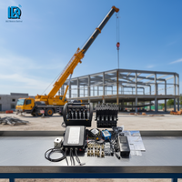 Télécommande de grue entièrement isolée de la poussière et de l'humidité, configurable pour toutes les applications, avec étanchéité IP68 de précision