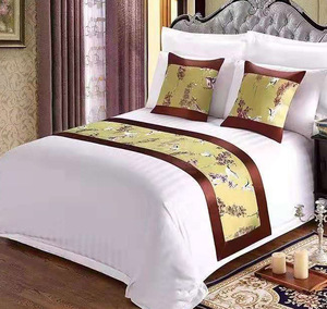 Copriletto King Size Made <span class=keywords><strong>in</strong></span> China, Bellissimi Copriletto <span class=keywords><strong>in</strong></span> <span class=keywords><strong>Tessuto</strong></span> di Poliestere Senza Pieghe - Product Image 3