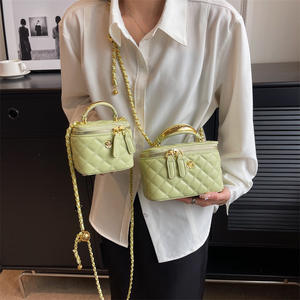 Borse a <span class=keywords><strong>Tracolla</strong></span> di Lusso con <span class=keywords><strong>Catena</strong></span> Gioiello per Donna <span class=keywords><strong>Borsa</strong></span> a Spalla di Marchi di Moda Manico in Metallo Doppia Cerniera <span class=keywords><strong>Borsa</strong></span> Box a Quadri per Cosmetici - Product Image 5