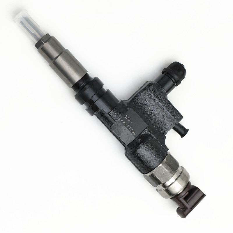 Diesel Injector 23670-E0140 23670-E0130 Common Rail Fuel Injector 095000-5320 095000-5300 for TOYOTA