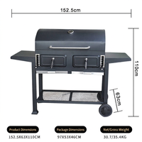 Barbecue au charbon de bois moderne en acier robuste avec revêtement en poudre, double porte, hauteur de cuisson réglable, télécommande - En stock