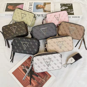 Bolso de Mensajero de Gran Capacidad de Material PU de Alta Calidad para Mujer, Diseño Popular de Bandolera Cruzada para Primavera - Product Image 1