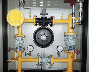 Regolatore di Gas Naturale <span class=keywords><strong>CNG</strong></span> di Alta Qualità Zhengxin, Ingresso 1.5MPa, Uscita 0.4MPa, Portata 2000Nm/h, Acciaio al Carbonio e Acciaio Inossidabile - Product Image 1