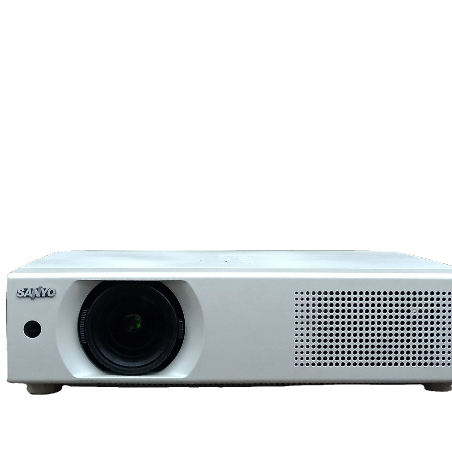 sanyo pro xtrax multiverse projector plc-xp46 sanyo pro xtrax multiverse projector plc-xp46