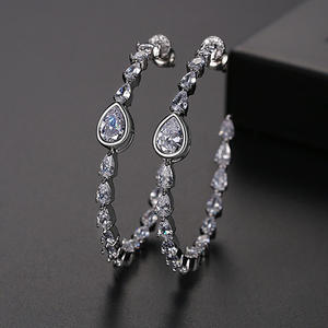 Boucles d'oreilles clous style européen et américain, mignonnes et colorées, en zircon, pour femmes, accessoires de robe de soirée - Product Image 5