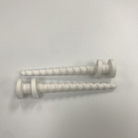 Tornillo y perno de cerámica refractaria de cordierita y mullita resistentes al choque térmico