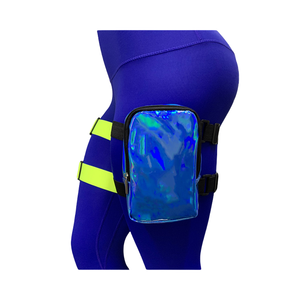 Bolsas de muslo de PU holográficas azules con logotipo personalizado, bolsa impermeable para muslo de carnaval, riñonera de viaje para senderismo - Product Image 1