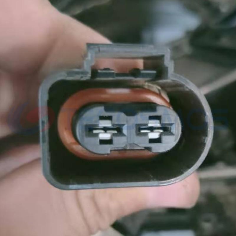 Car Connector For Volkswagen For Audi steering gear 500971955 2 hands CT2-0108M-3