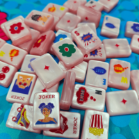 Stock en EE. UU., Mahjong de Lujo Acrílico, Juego de Mahjong Americano con 160 Fichas, Fichas de Mahjong Americanas Personalizadas de 4 Capas, Fichas de Mahjong OMM