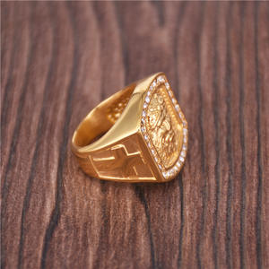 YK <span class=keywords><strong>Avatar</strong></span> de Jésus de haute qualité avec bague en acier inoxydable plaqué or incrusté de diamants bague en acier inoxydable rétro pour hommes en gros - Product Image 4