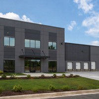 Panneau composite en aluminium moderne de couleur personnalisée pour mur extérieur |   Façade en ACP noir durable, résistante aux UV, écologique et imperméable