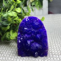Vente en gros d'amas de cristaux naturels colorés Aura Géode Ornements Décoration intérieure Ornements de guérison Cadeaux en cristal