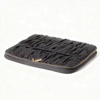 Vente en gros de pochettes pour ordinateur portable légères et douces personnalisées, 13, 14, 15 pouces, en nylon matelassé, housse pour ordinateur portable rembourrée