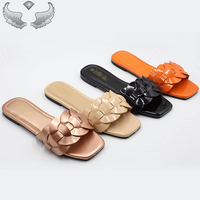 Sandales de plage de luxe pour femmes de marque de créateur, chaussures de mode de haute qualité, pantoufles de vacances pour femmes, vente en gros, durables