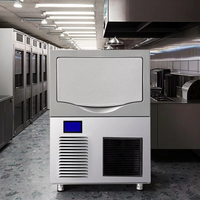 Prix usine Machine à glaçons commerciale L'eau industrielle en acier inoxydable produit un roulement essentiel carré de bloc de cube
