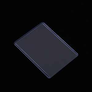 Protecteurs de cartes rigides en plastique transparent de qualité supérieure 3 et 4 pouces – Épaisseur 1 mm, sans fermeture, pour cartes de sport, Pokémon, Yu-Gi-Oh! - Product Image 1