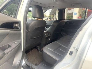 Mitsubishi <span class=keywords><strong>Eclipse</strong></span> Cross 2021 de Alto Rendimiento, 1.5T Turbo SUV 4WD 4x4 Automático CVT Gasolina LHD, Auto Usado Confiable para Exportación - Product Image 5