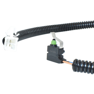 ชุดสายไฟสวิตช์ประตูท้ายรถ 5143017AA สำหรับ 04-07 จี๊ป ลิเบอร์ตี้ 12V ฉนวน PVC วัสดุ ABS IP20 - Product Image 4